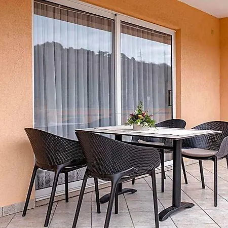 Dionis Hotel Rab Town