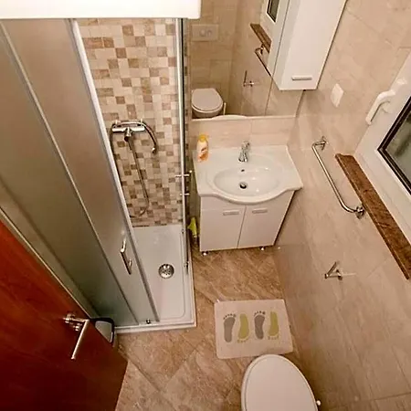 Dionis Hotel Rab Town