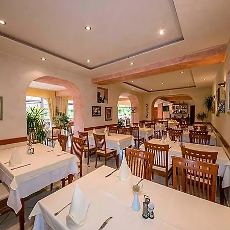 Dionis Hotel